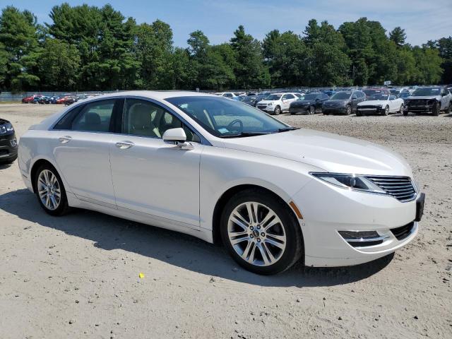 3LN6L2JK3FR623694 - 2015 LINCOLN MKZ WHITE photo 4
