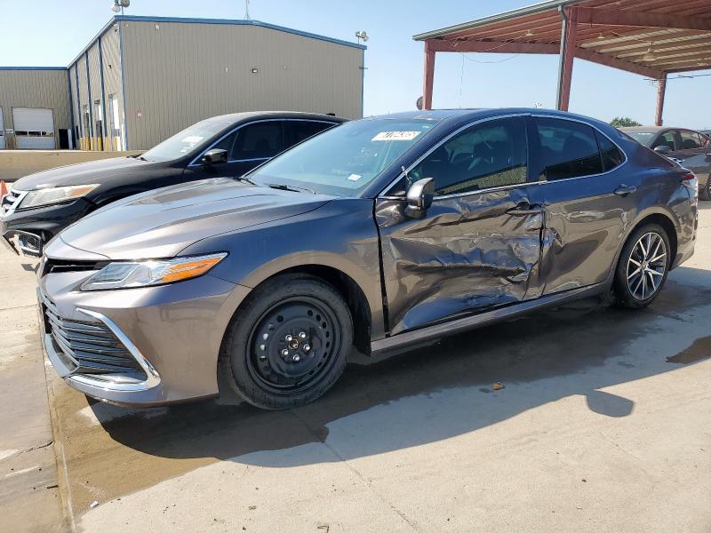 2024 TOYOTA CAMRY XLE, 