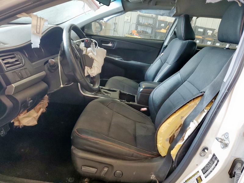 4T1BF1FKXHU717222 - 2017 TOYOTA CAMRY LE 白色 照片 7