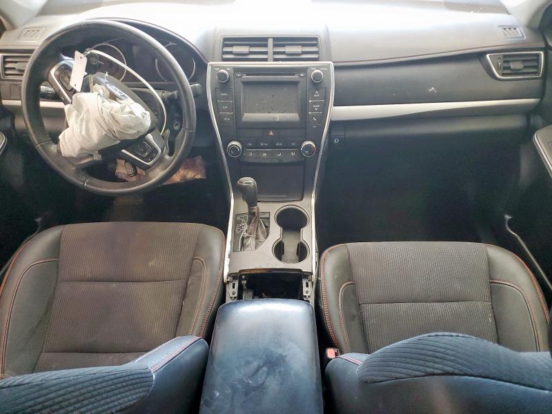 4T1BF1FKXHU717222 - 2017 TOYOTA CAMRY LE 白色 照片 8