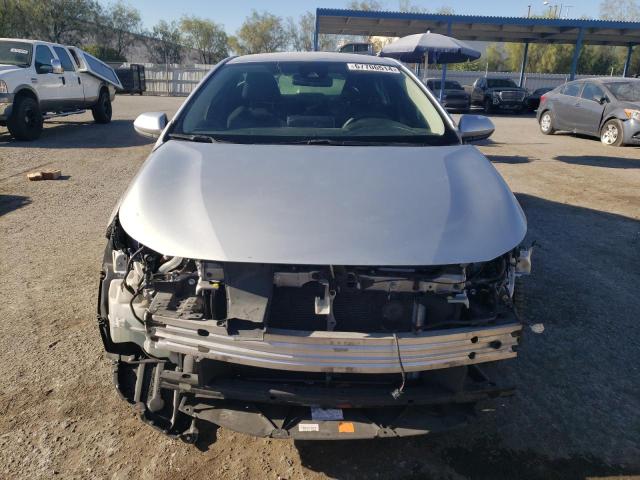 JTDEPRAE9LJ107725 - 2020 TOYOTA COROLLA LE 银色 照片 5