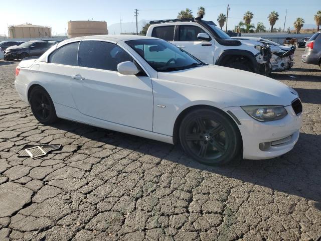 WBADX7C58BE242101 - 2011 BMW 335 I WHITE photo 4