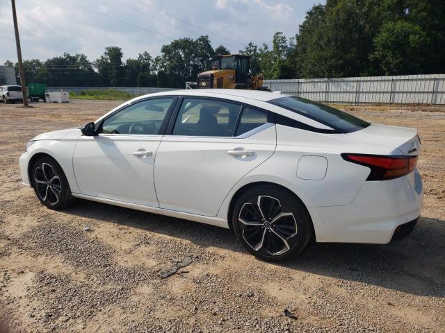 1N4BL4CV4RN373210 - 2024 NISSAN ALTIMA SR WHITE photo 2