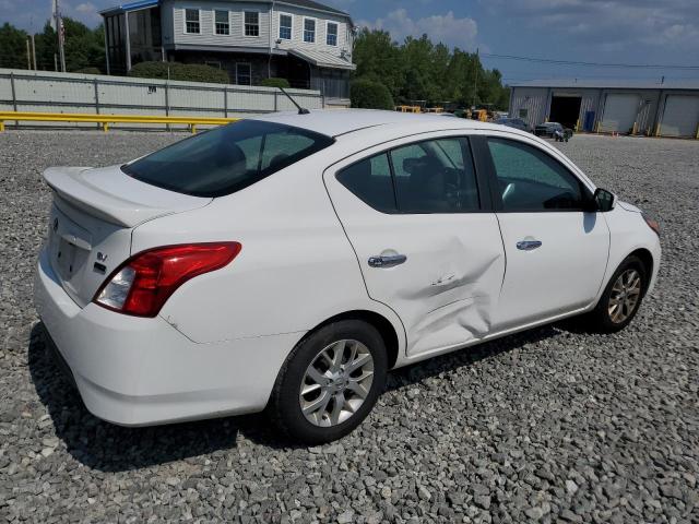 3N1CN7AP0JL877842 - 2018 NISSAN VERSA S WHITE photo 3