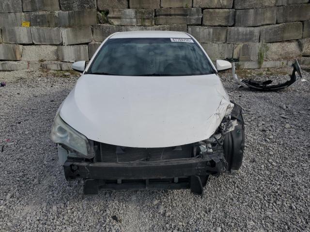 4T1BF1FK9GU500114 - 2016 TOYOTA CAMRY LE WHITE photo 5