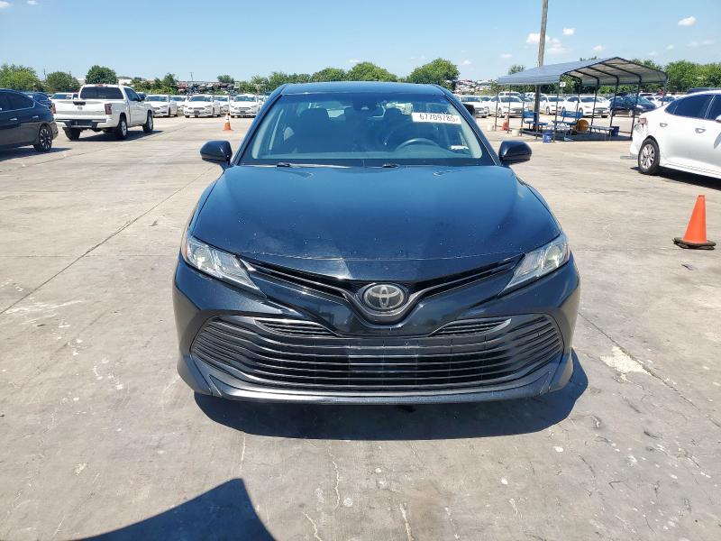 JTNB11HK0J3047770 - 2018 TOYOTA CAMRY L შავი ფოტო 5