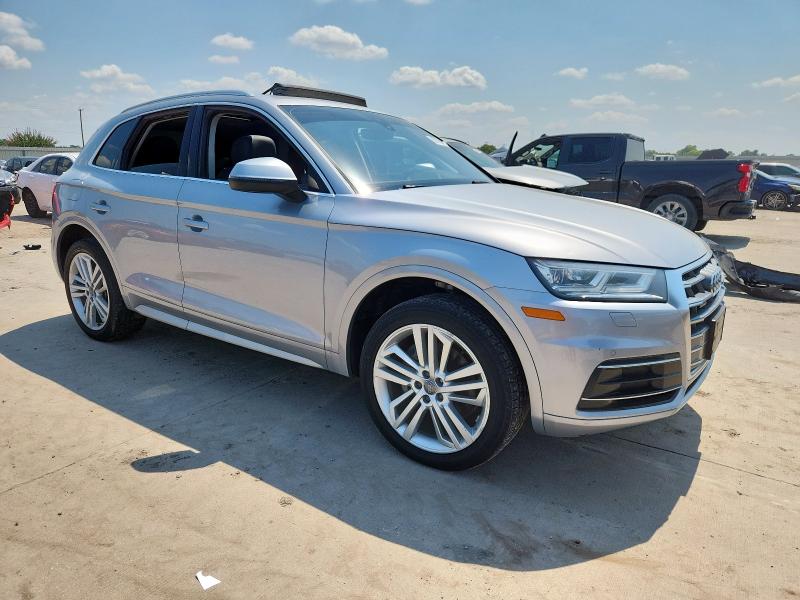 WA1BNAFY7K2023676 - 2019 AUDI Q5 PREMIUM PLUS SILVER photo 4