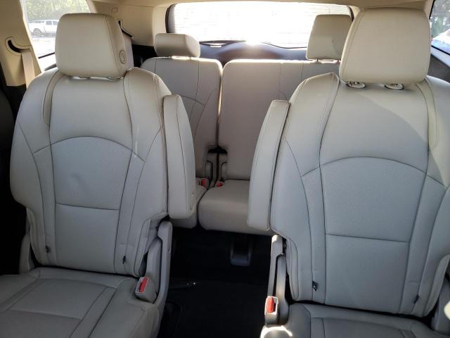 5GAEVAKW9JJ173897 - 2018 BUICK ENCLAVE ESSENCE Bordo foto 10