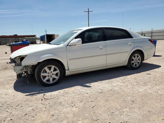 4T1BK36B38U277836 - 2008 TOYOTA AVALON XL WHITE photo 1