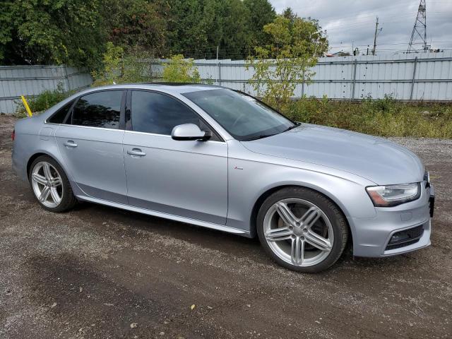 WAUKFCFLXFN013955 - 2015 AUDI A4 PRESTIGE SILVER photo 4