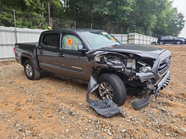 3TMAZ5CN7KM086812 - 2019 TOYOTA TACOMA DOUBLE CAB GRAY photo 4