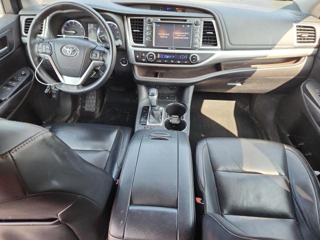 5TDJKRFH6FS120035 - 2015 TOYOTA HIGHLANDER XLE BLUE photo 8