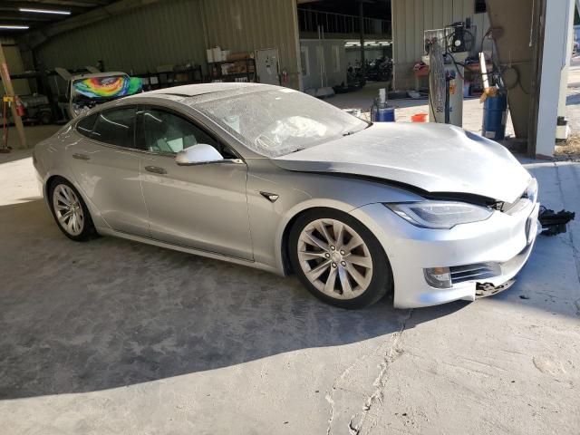 5YJSA1E21JF268824 - 2018 TESLA MODEL S SILVER photo 4