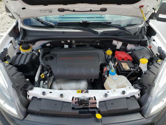 ZFBHRFAB9M6T25019 - 2021 RAM PROMASTER 白色 照片 12