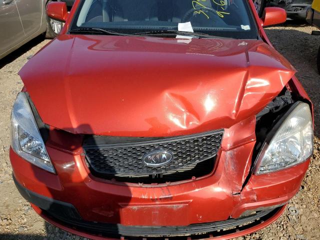 KNADE123386361292 - 2008 KIA RIO BASE RED photo 11