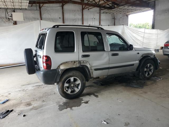 1J4GL48K16W171729 - 2006 JEEP LIBERTY SPORT SILVER photo 3