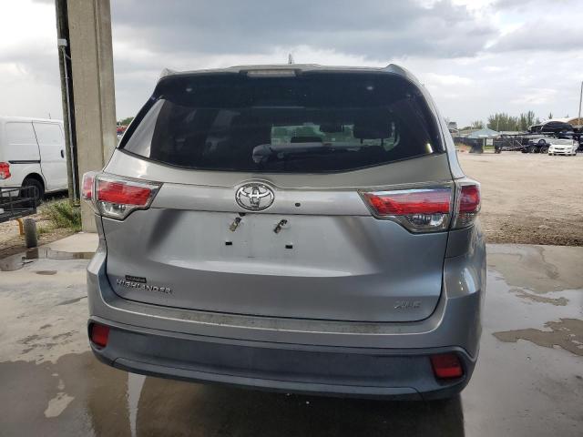 5TDKKRFH1GS161758 - 2016 TOYOTA HIGHLANDER XLE Gümüş foto 6