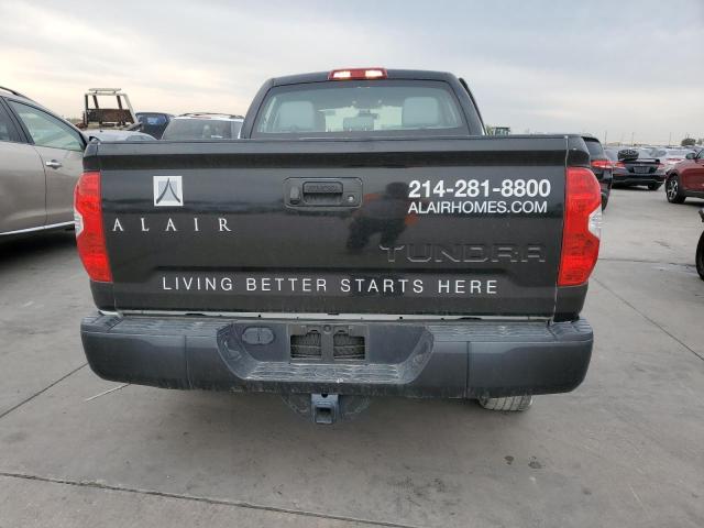 5TFRM5F13HX117728 - 2017 TOYOTA TUNDRA DOUBLE CAB SR/SR5 GRAY photo 6