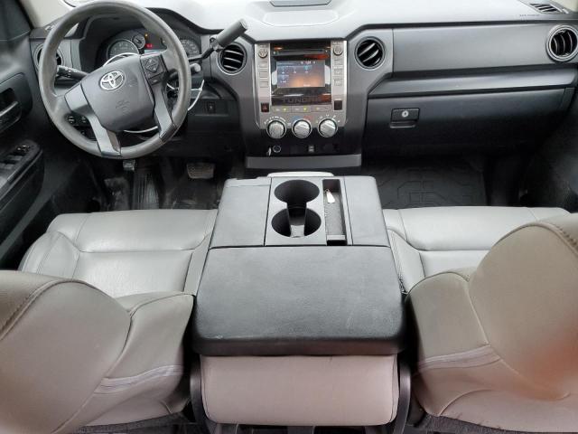 5TFRM5F13HX117728 - 2017 TOYOTA TUNDRA DOUBLE CAB SR/SR5 GRAY photo 8