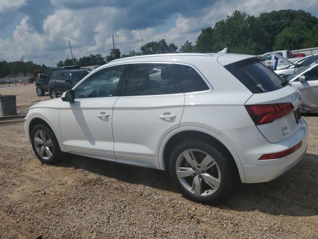 WA1BNAFY4J2011886 - 2018 AUDI Q5 PREMIUM PLUS WHITE photo 2