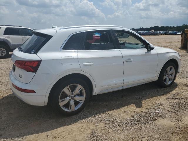 WA1BNAFY4J2011886 - 2018 AUDI Q5 PREMIUM PLUS WHITE photo 3