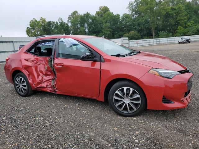 2T1BURHE3JC068608 - 2018 TOYOTA COROLLA L წითელი ფოტო 4