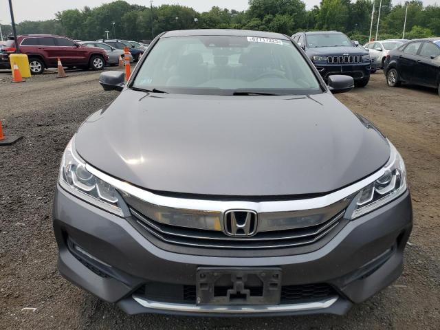1HGCR2F92HA290740 - 2017 HONDA ACCORD EXL GRAY photo 5