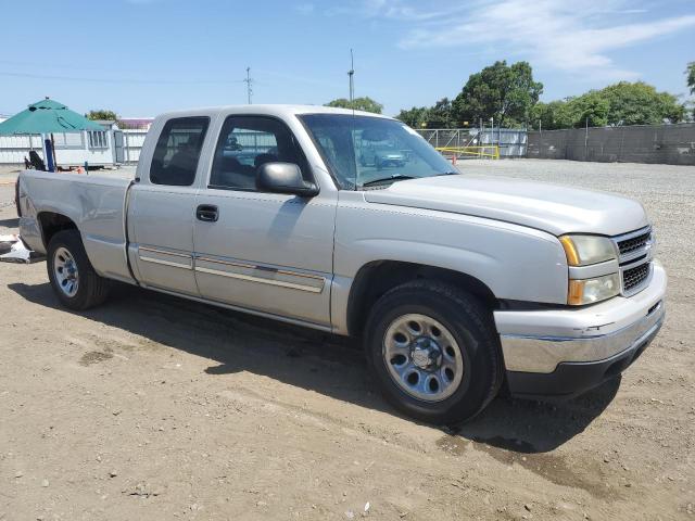 1GCEC19V97Z112979 - 2007 CHEVROLET SILVERADO C1500 CLASSIC Gümüş foto 4