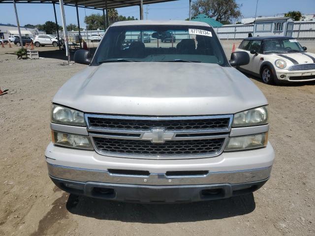 1GCEC19V97Z112979 - 2007 CHEVROLET SILVERADO C1500 CLASSIC Gümüş foto 5