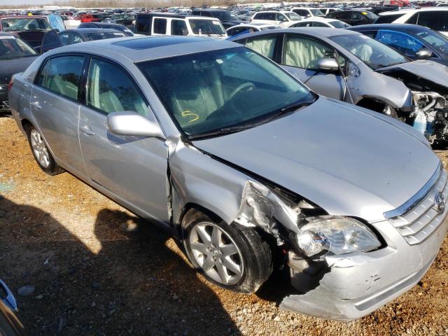 4T1BK36B57U226658 - 2007 TOYOTA AVALON XL SILVER photo 4