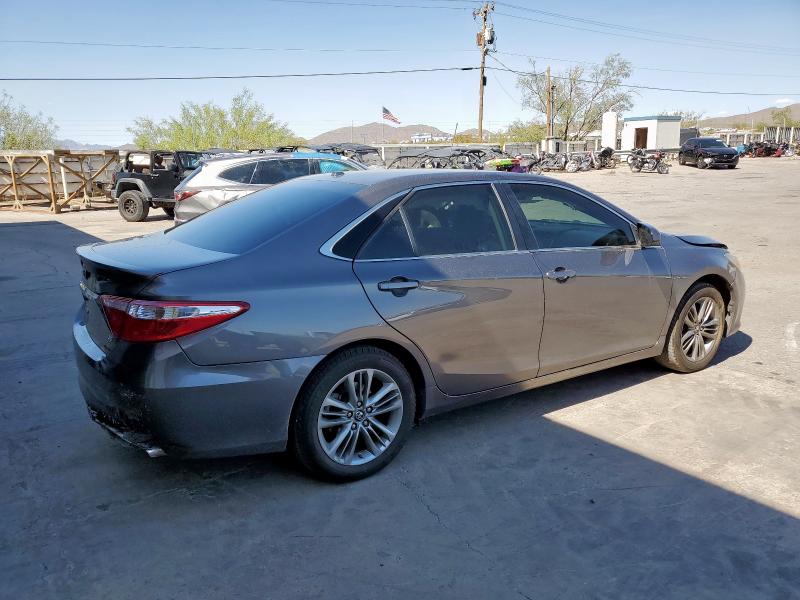 4T1BF1FK4HU774564 - 2017 TOYOTA CAMRY LE Gri fotoğraf 3