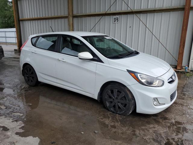 KMHCU5AE9CU031748 - 2012 HYUNDAI ACCENT GLS Weiß Foto 4