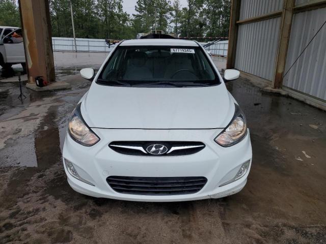 KMHCU5AE9CU031748 - 2012 HYUNDAI ACCENT GLS Weiß Foto 5