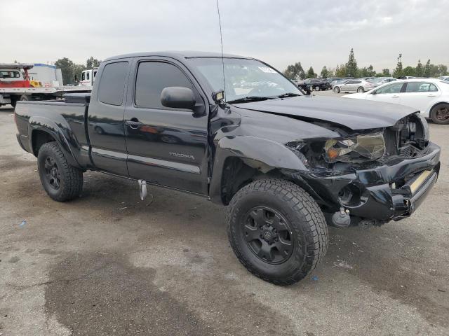 5TETU62N16Z257951 - 2006 TOYOTA TACOMA PRERUNNER ACCESS CAB BLACK photo 4