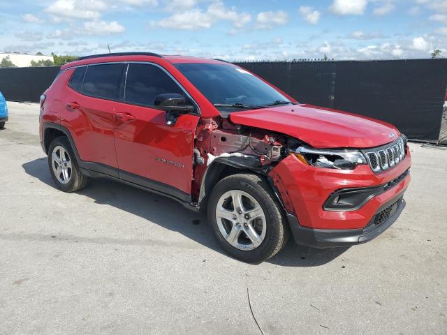 3C4NJDBN6PT540971 - 2023 JEEP COMPASS LATITUDE 红色 照片 4