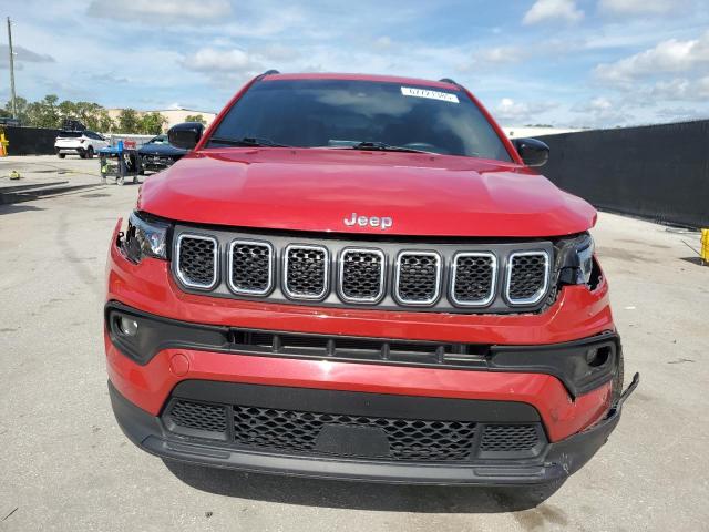 3C4NJDBN6PT540971 - 2023 JEEP COMPASS LATITUDE 红色 照片 5