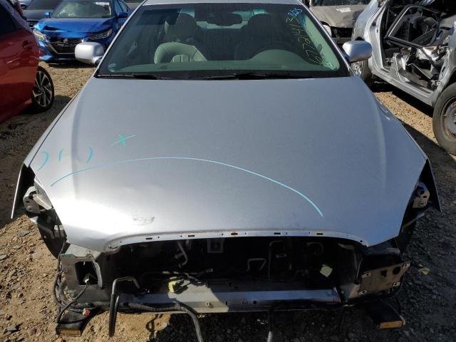 1G4HJ5EM3BU111674 - 2011 BUICK LUCERNE CXL SILVER photo 5