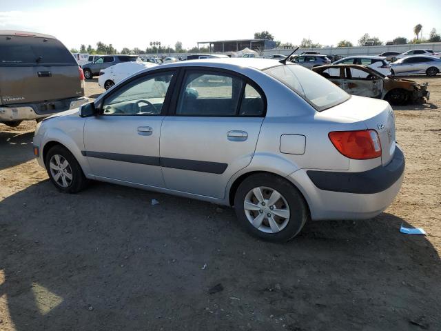 KNADE123686307811 - 2008 KIA RIO BASE SILVER photo 2