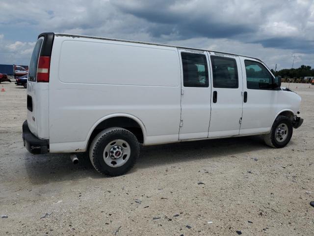 1GTW7GCA7D1125502 - 2013 GMC SAVANA G2500 WHITE photo 3