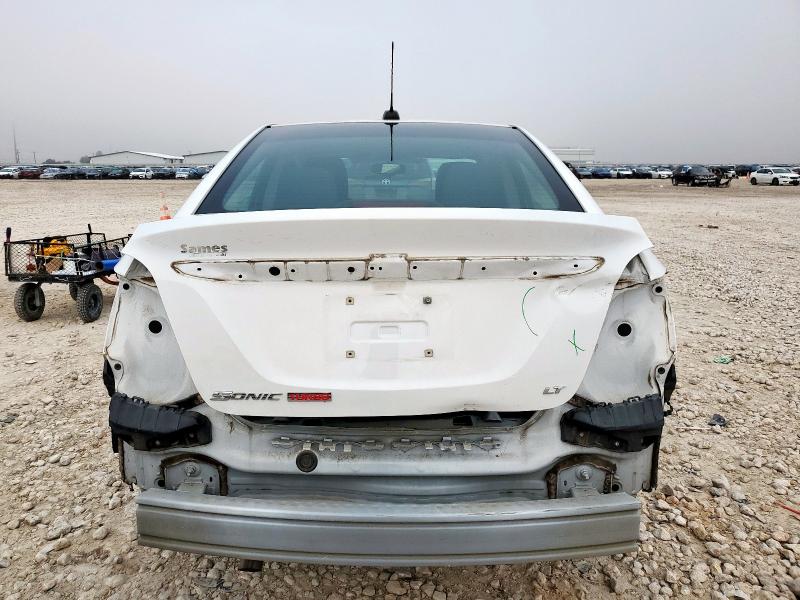 1G1JD5SB0H4171851 - 2017 CHEVROLET SONIC LT 白色 照片 6