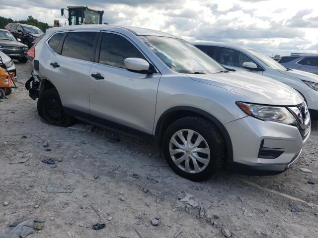 JN8AT2MT4HW381375 - 2017 NISSAN ROGUE S SILVER photo 4