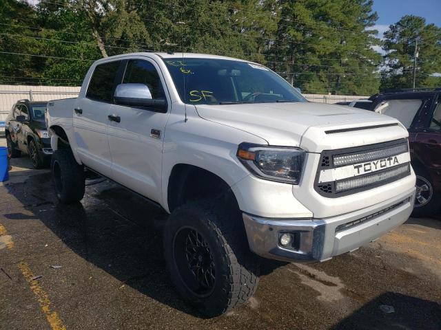 5TFAW5F14FX451822 - 2015 TOYOTA TUNDRA CREWMAX 1794 WHITE photo 4