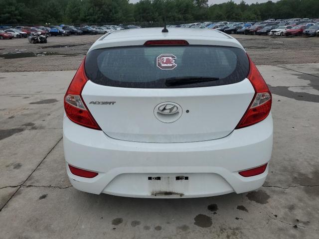 KMHCT5AE1DU129726 - 2013 HYUNDAI ACCENT GLS WHITE photo 6