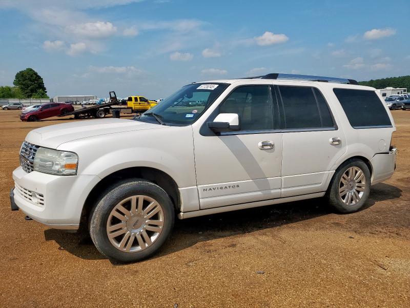 2011 LINCOLN NAVIGATOR, 