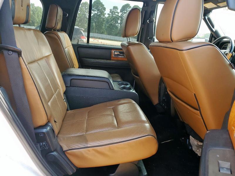 5LMJJ2H50BEJ00658 - 2011 LINCOLN NAVIGATOR თეთრი ფოტო 11