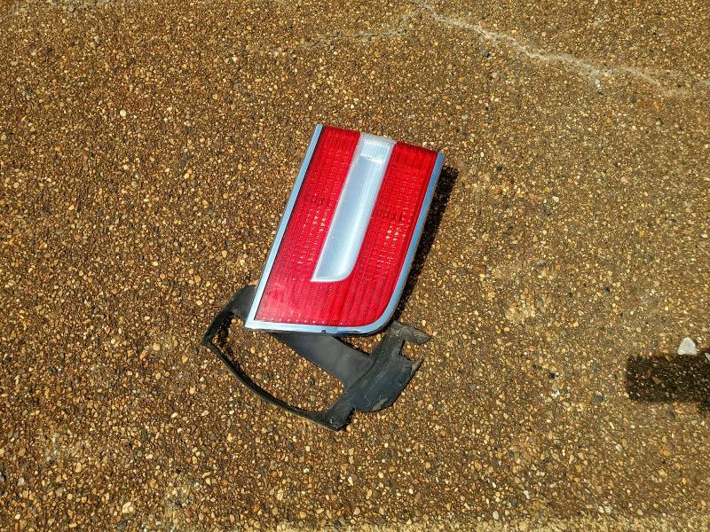 5LMJJ2H50BEJ00658 - 2011 LINCOLN NAVIGATOR თეთრი ფოტო 13