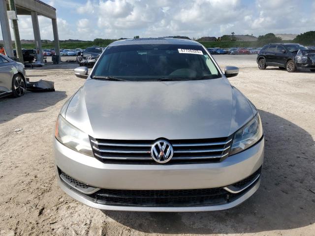 1VWBP7A33DC000355 - 2013 VOLKSWAGEN PASSAT SE ვერცხლისფერი ფოტო 5
