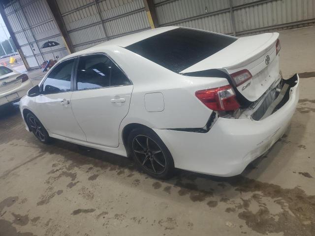 4T1BF1FK3CU579208 - 2012 TOYOTA CAMRY BASE WHITE photo 2