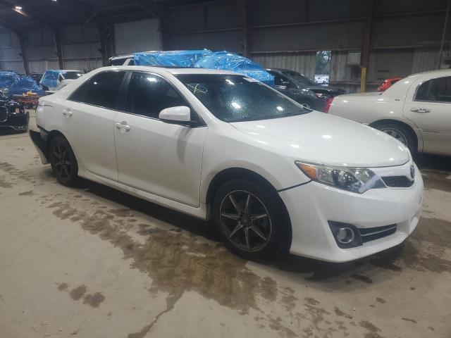 4T1BF1FK3CU579208 - 2012 TOYOTA CAMRY BASE WHITE photo 4