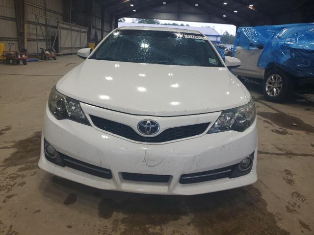 4T1BF1FK3CU579208 - 2012 TOYOTA CAMRY BASE WHITE photo 5